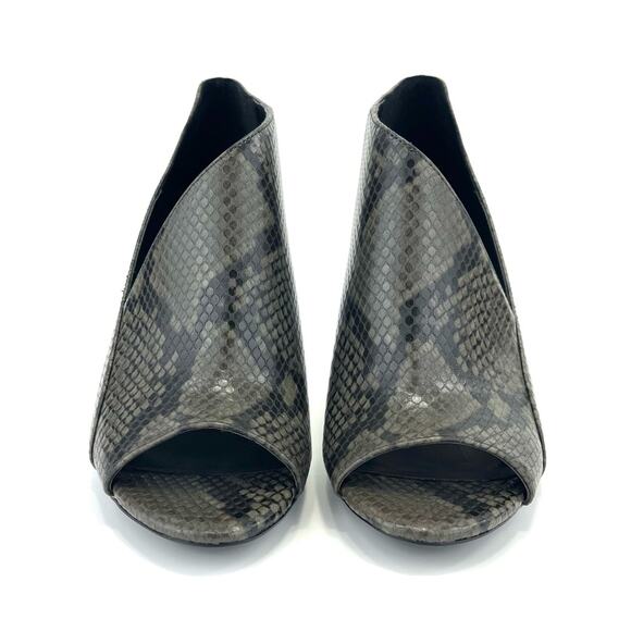 Calvin Klein Nastassia Stiletto Heels Size 8 Black & Gray Animal Print Peep Toe - Picture 12 of 16